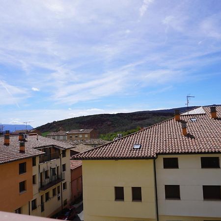 Apartamentos Casa Domenc Aren Bagian luar foto