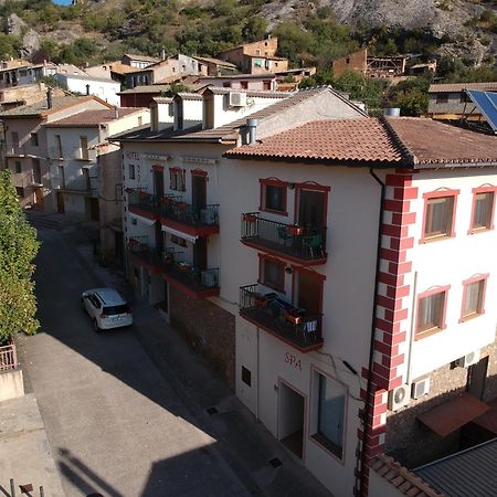 Apartamentos Casa Domenc Aren Bagian luar foto
