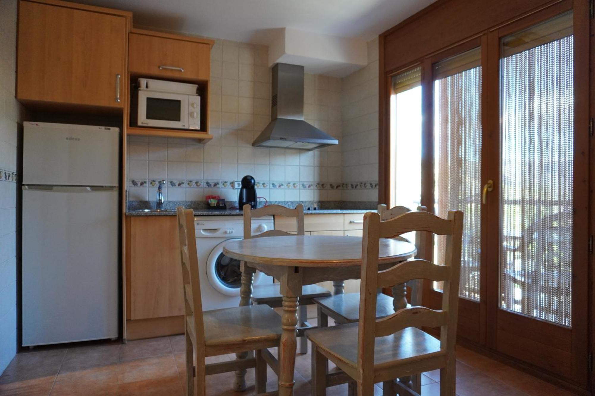 Apartamentos Casa Domenc Aren Bagian luar foto